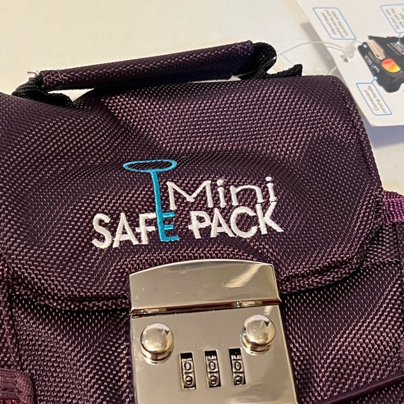 2 Waterproof Mini Safe Pack-3 Digit Combination Lock Anti-Theft Bag Pink&Purple - Picture 4 of 13